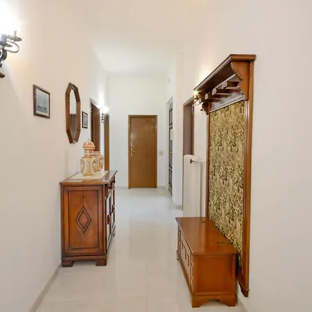2 Bedroom Beautiful In